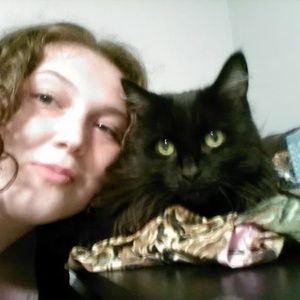 Meet your Posher, Ali